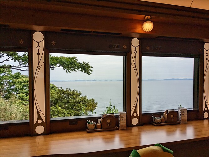 PXL_20230519_235708266