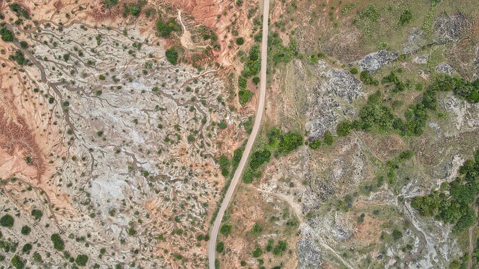 DJI_0047.MP4_20220328_185915.916