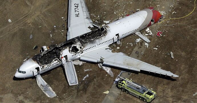 140119-asiana-crash-ef-1652